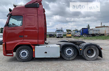 Контейнеровоз Volvo FH 13 2008 в Одесі