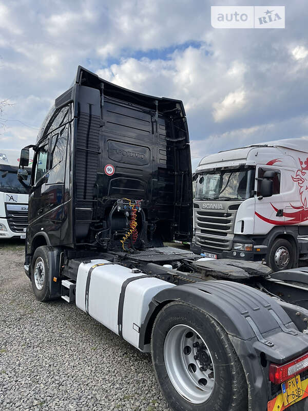 Тягач Volvo FH 13 2015 в Хусте