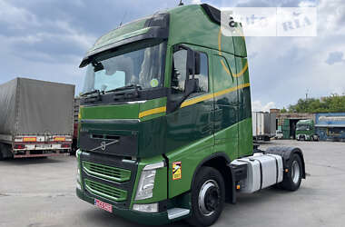 Тягач Volvo FH 13 2016 в Ровно