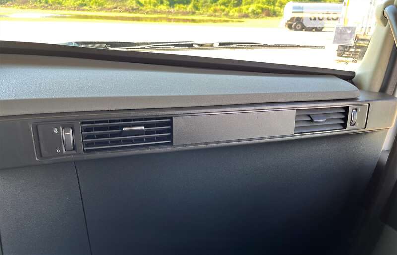 Тягач Volvo FH 13 2013 в Львові фото 25 Тягач Volvo FH 13 2013 в Львові