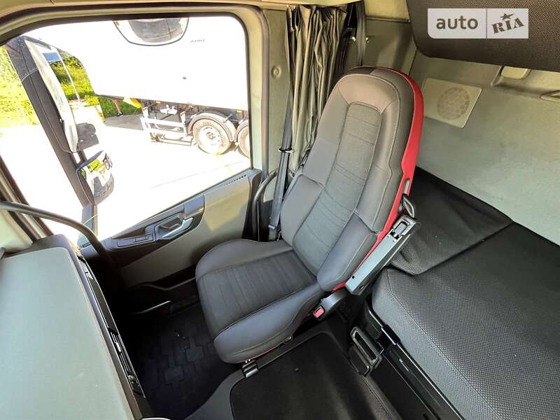 Тягач Volvo FH 13 2013 в Львові фото 27 Тягач Volvo FH 13 2013 в Львові