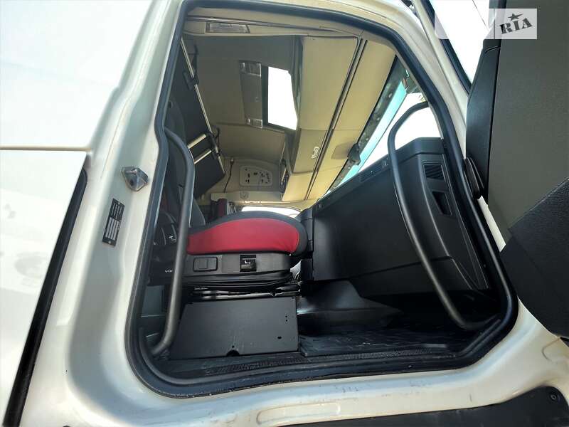 Тягач Volvo FH 13 2013 в Львові фото 48 Тягач Volvo FH 13 2013 в Львові