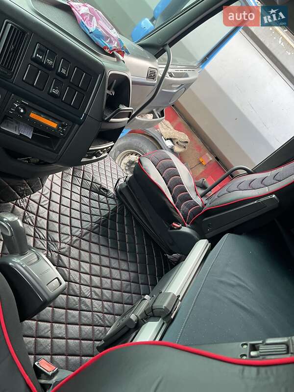 Тягач Volvo FH 13 2010 в Тячеві