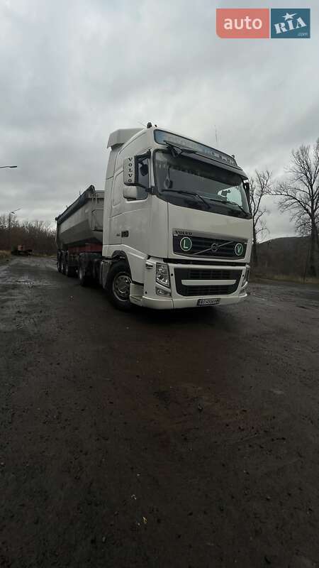 Тягач Volvo FH 13 2010 в Тячеві