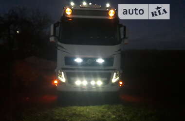 Тягач Volvo FH 13 2010 в 