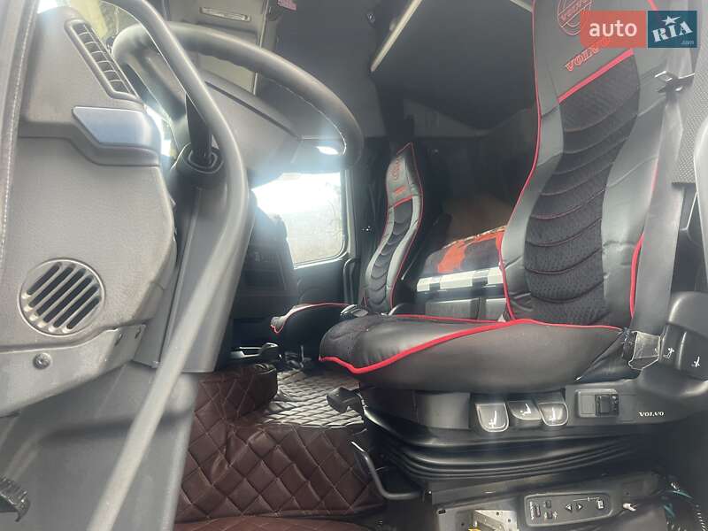 Тягач Volvo FH 13 2010 в Тячеві