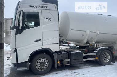 Тягач Volvo FH 13 2015 в Черкасах