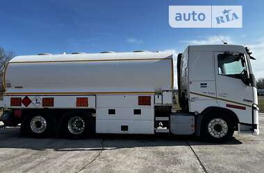 Бензовоз Volvo FH 13 2017 в 