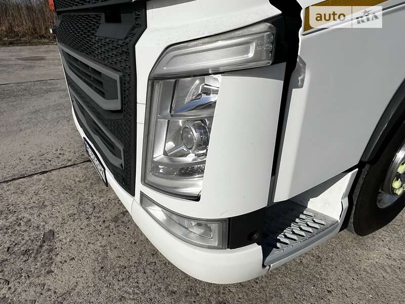 Бензовоз Volvo FH 13 2017 в Львові