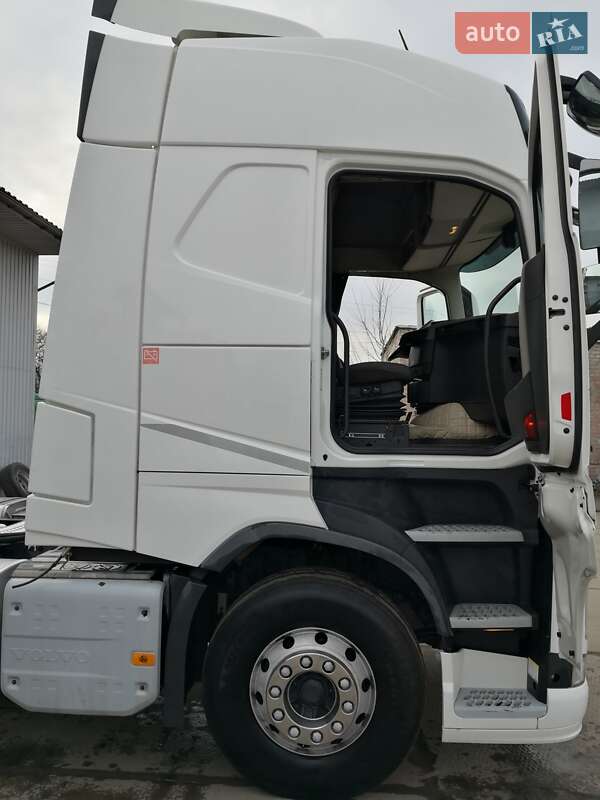 Тягач Volvo FH 13 2016 в Кам'янському