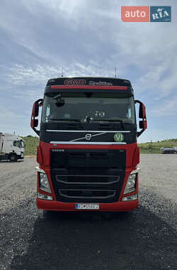 Тягач Volvo FH 13 2015 в 