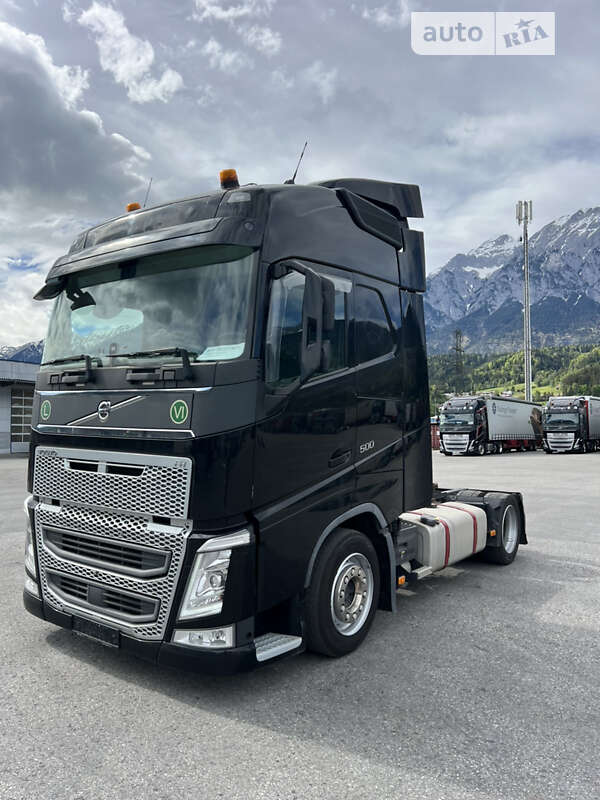 Тягач Volvo FH 13 2017 в Киеве