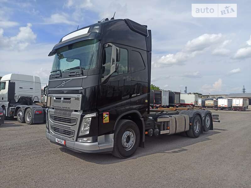 Контейнеровоз Volvo FH 13 2019 в Бучаче