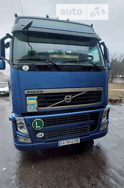 Тентованый Volvo FH 13 2013 в Киеве