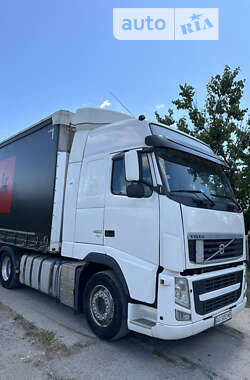 Тягач Volvo FH 13 2012 в 