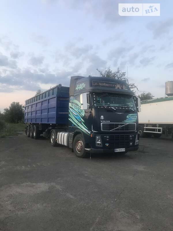 Тягач Volvo FH 13 2006 в Ровно