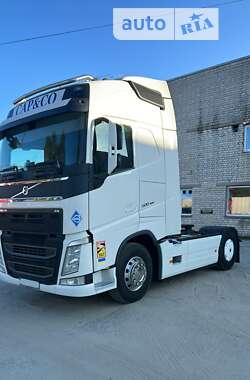 Зерновоз Volvo FH 13 2015 в Киеве