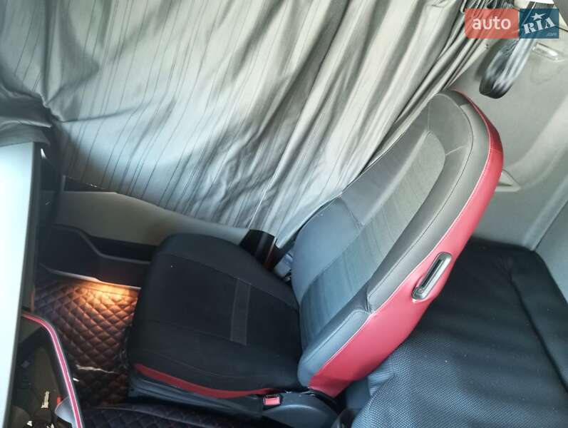 Бензовоз Volvo FH 13 2014 в Черновцах фото 14 Бензовоз Volvo FH 13 2014 в Черновцах