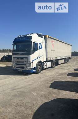 Тягач Volvo FH 13 2014 в Сарнах