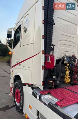 Тягач Volvo FH 13 2014 в 
