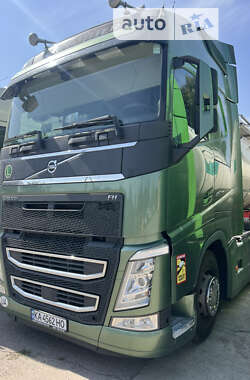 Тягач Volvo FH 13 2016 в Киеве