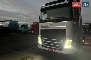 Тягач Volvo FH 13 2014 в Семеновке