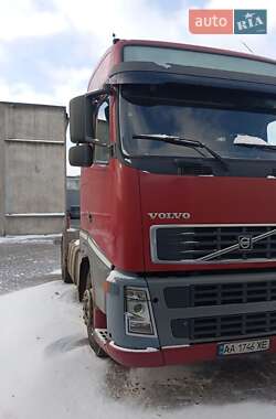 Зерновоз Volvo FH 13 2008 в Дніпрі