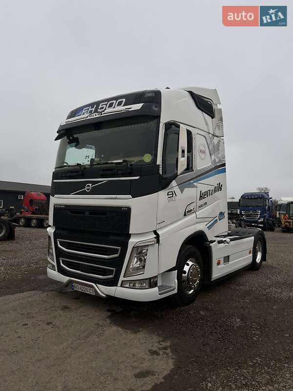 Тягач Volvo FH 13 2015 в Тячеве