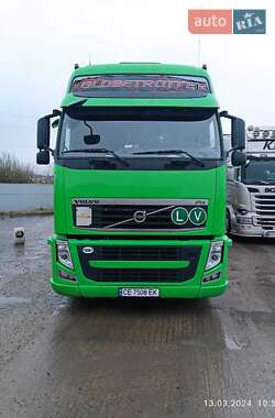 Тентований Volvo FH 13 2011 в Чернівцях