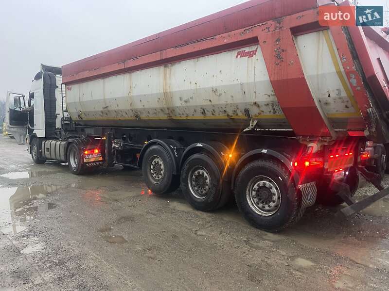 Тягач Volvo FH 13 2010 в Тячеві