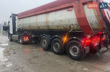 Тягач Volvo FH 13 2010 в 