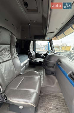 Тягач Volvo FH 13 2010 в 
