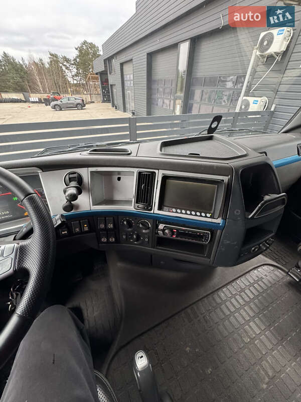 Тягач Volvo FH 13 2010 в Вараше