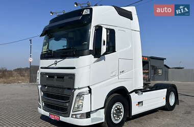 Тягач Volvo FH 13 2015 в Лопатині