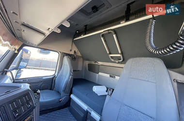 Тягач Volvo FH 13 2011 в 