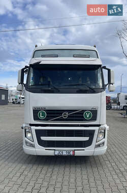 Тягач Volvo FH 13 2012 в Хусте