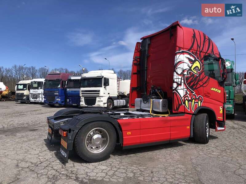 Тягач Volvo FH 13 2016 в Іршаві