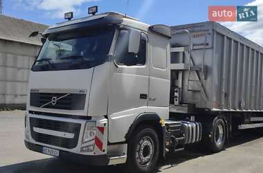 Тягач Volvo FH 13 2010 в 