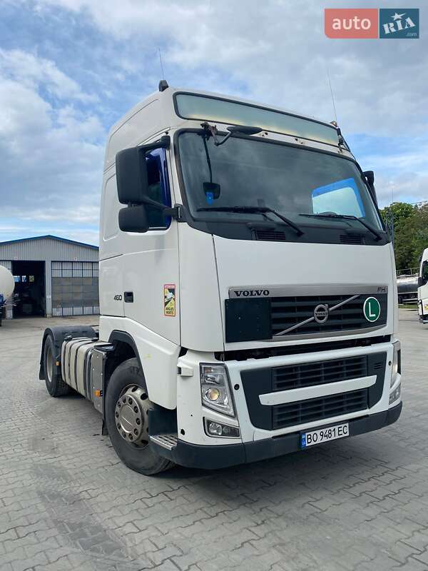 Тягач Volvo FH 13 2010 в 