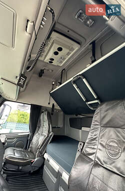 Тягач Volvo FH 13 2011 в 