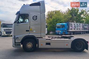Тягач Volvo FH 13 2013 в 
