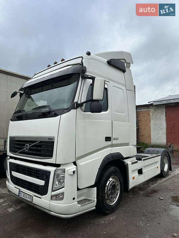 Тягач Volvo FH 13 2013 в 