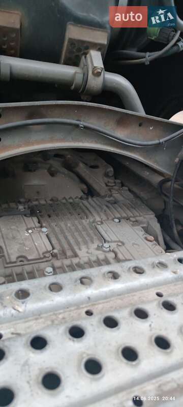 Зерновоз Volvo FH 13 2003 в Кривом Озере