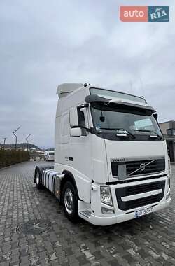 Тягач Volvo FH 13 2012 в Іршаві