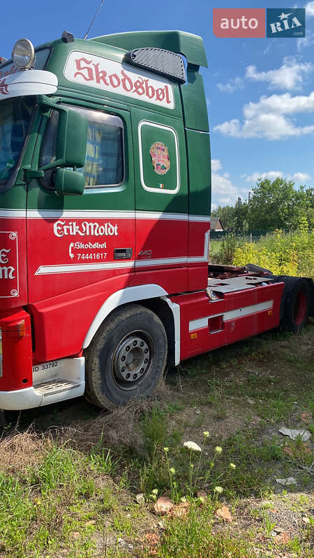 Тягач Volvo FH 13 2007 в Емильчине