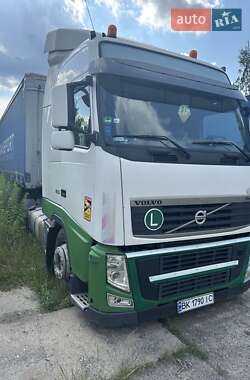 Тентованый Volvo FH 13 2013 в Ровно