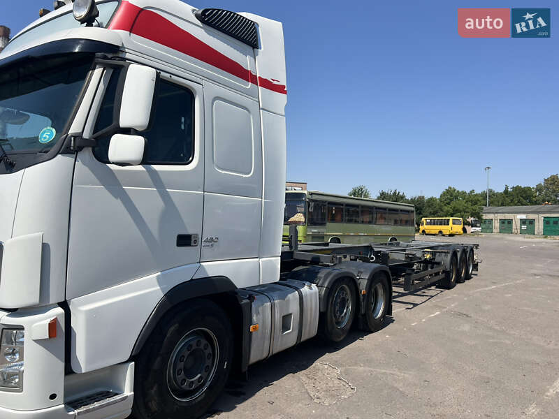 Тягач Volvo FH 13 2006 в Черноморске