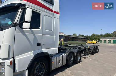Тягач Volvo FH 13 2006 в 