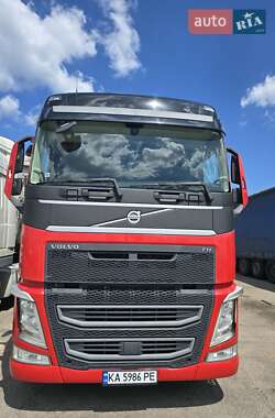 Тягач Volvo FH 13 2016 в Киеве