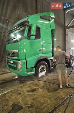 Тягач Volvo FH 13 2012 в 